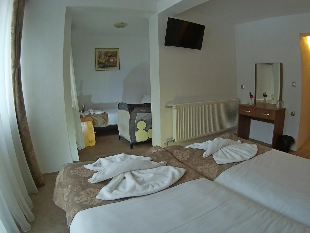 Hotel Merdjan Sarnitsa Eksteriør billede